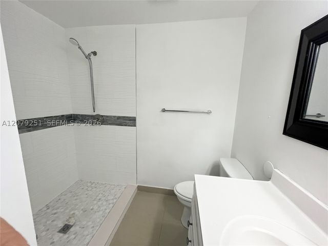 720 NW 132nd Ter, Plantation, FL 33325