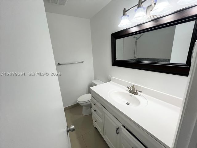 720 NW 132nd Ter, Plantation, FL 33325
