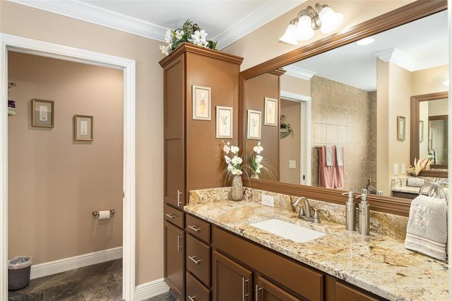 387 HARLOW LANE, The Villages, FL 32163