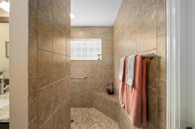 387 HARLOW LANE, The Villages, FL 32163
