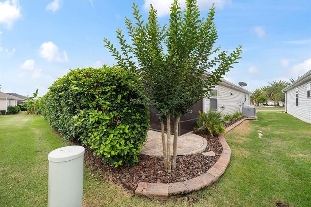 387 HARLOW LANE, The Villages, FL 32163
