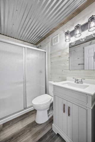 1802 10th Avenue N, Moorhead, MN 56560