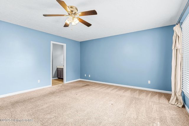 1001 Thorn Bush Rd, La Grange, KY 40031