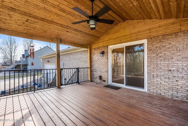 1001 Thorn Bush Rd, La Grange, KY 40031