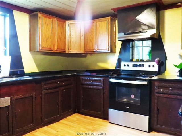 255 Siedel Rd, Brookshire, TX 77423