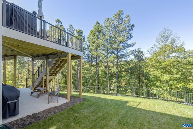 1169 SABLEWOOD DR, Charlottesville, VA 22911