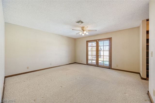 4324 East Saint Louis Avenue, Las Vegas, NV 89104