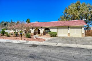 4324 East Saint Louis Avenue, Las Vegas, NV 89104