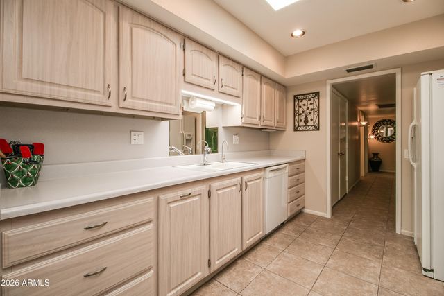 12548 W PARKWOOD Drive, Sun City West, AZ 85375