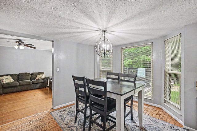 1810 Promontory Drive, Florence, KY 41042