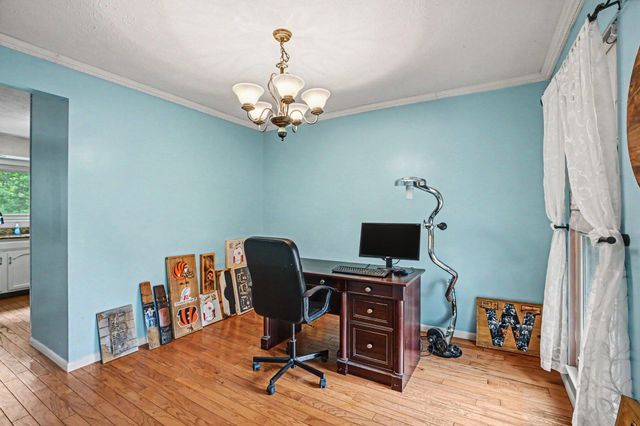 1810 Promontory Drive, Florence, KY 41042