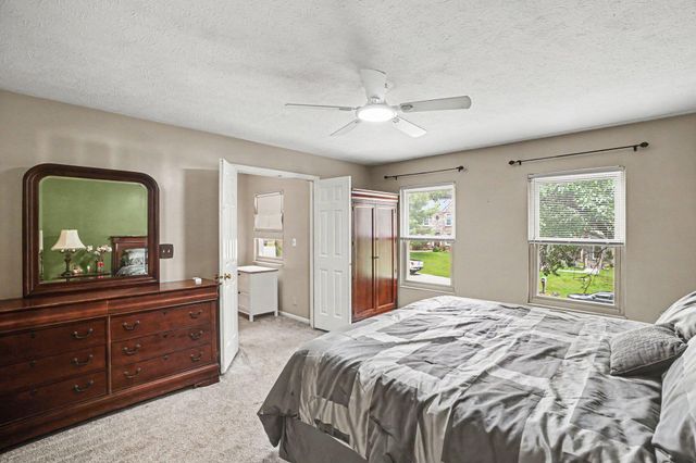 1810 Promontory Drive, Florence, KY 41042