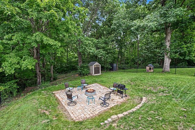 1810 Promontory Drive, Florence, KY 41042