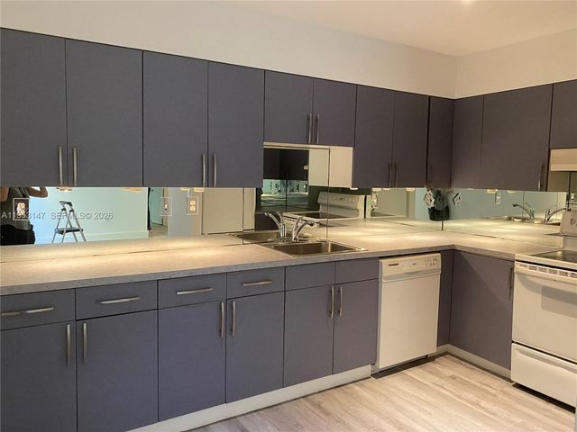 1308 Drexel Ave 102, Miami Beach, FL 33139