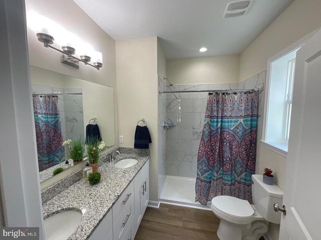143 YORKTOWN BLVD, Locust Grove, VA 22508