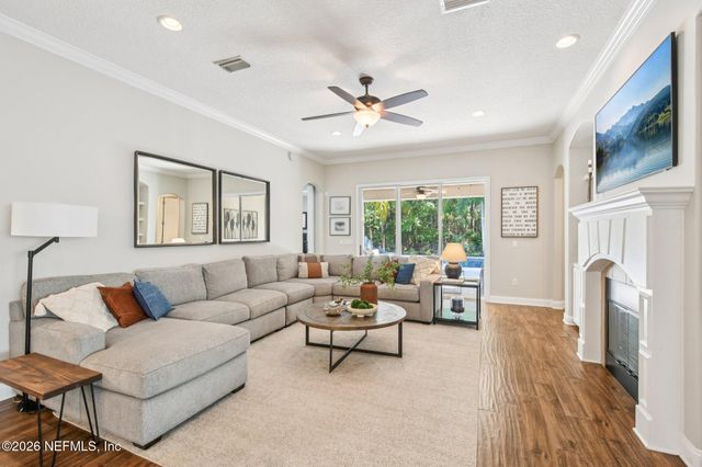 160 WOODCROSS Drive, St. Johns, FL 32259