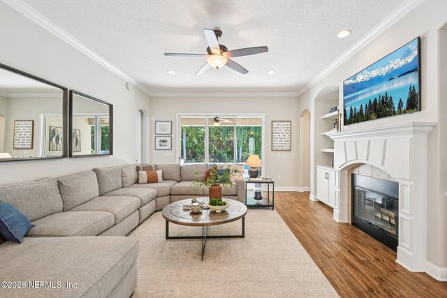 160 WOODCROSS Drive, St. Johns, FL 32259