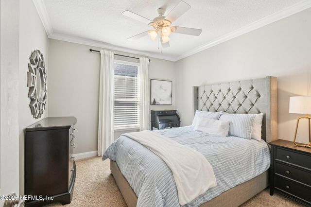 160 WOODCROSS Drive, St. Johns, FL 32259