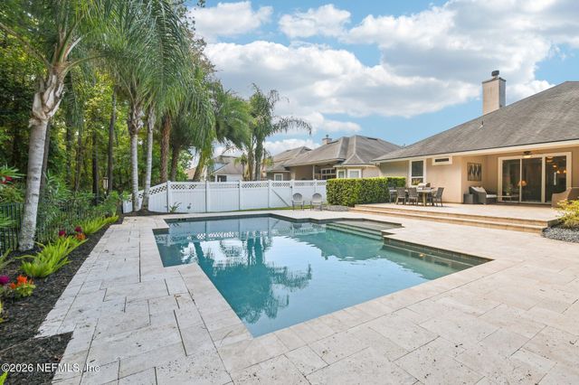 160 WOODCROSS Drive, St. Johns, FL 32259