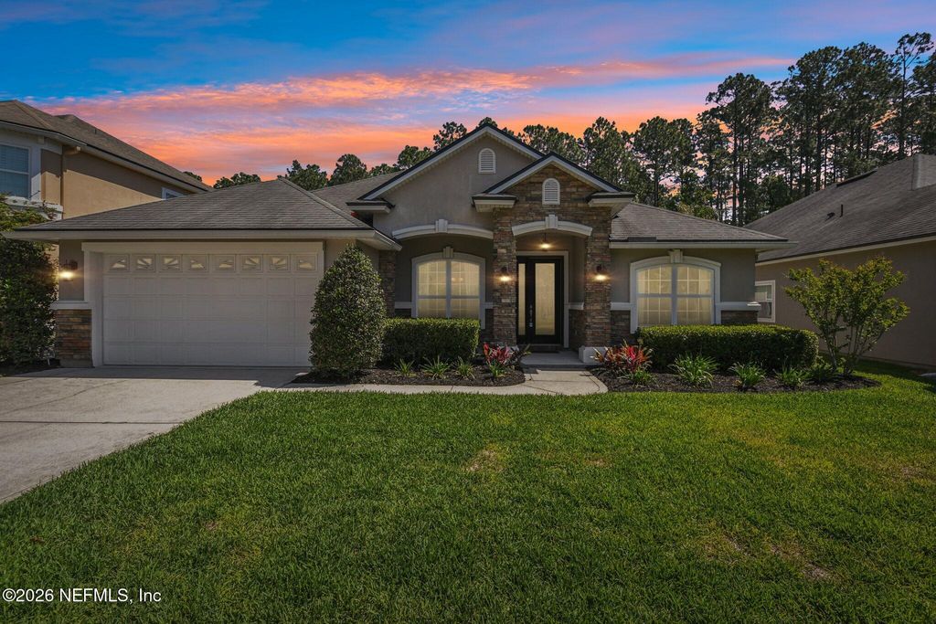 160 WOODCROSS Drive, St. Johns, FL 32259