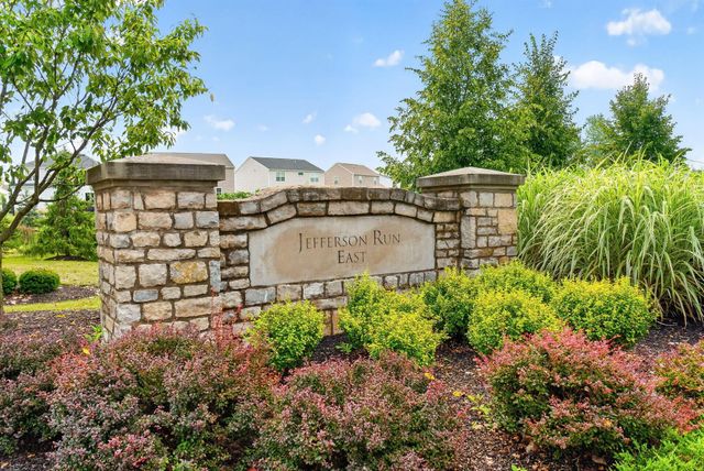 8645 Conestoga Valley Drive, Blacklick, OH 43004