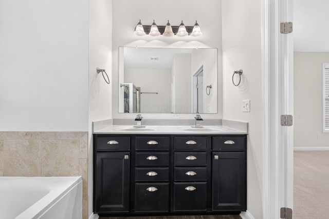 8645 Conestoga Valley Drive, Blacklick, OH 43004
