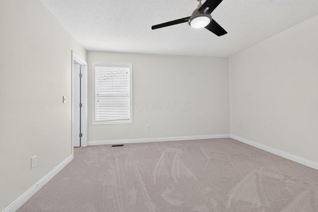 8645 Conestoga Valley Drive, Blacklick, OH 43004