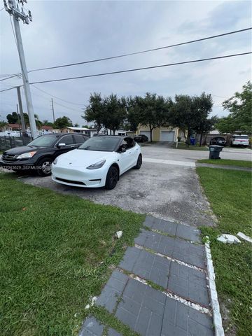 5912 Fillmore St 1-2, Hollywood, FL 33021