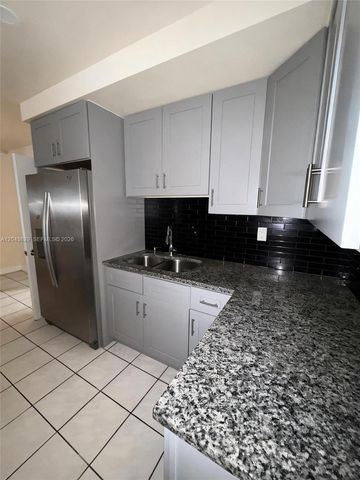5912 Fillmore St 1-2, Hollywood, FL 33021