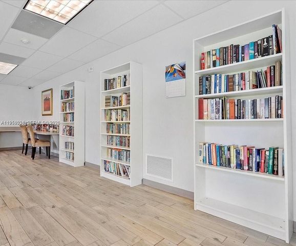 2771 Taft Street 411, Hollywood, FL 33020