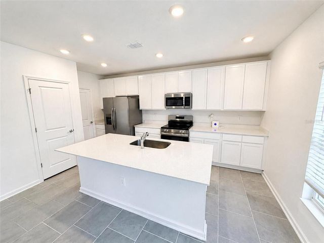 832 TIMBERLAND DRIVE, Eagle Lake, FL 33839