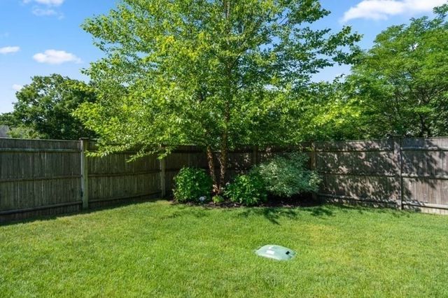 11 Fisher Ave, Wellesley, MA 02482