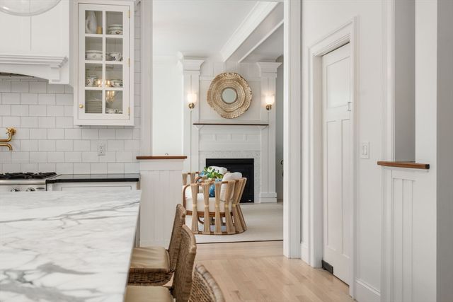 11 Fisher Ave, Wellesley, MA 02482