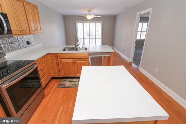 425 E RED LION DR, Bear, DE 19701