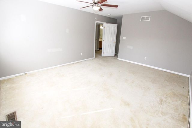 425 E RED LION DR, Bear, DE 19701