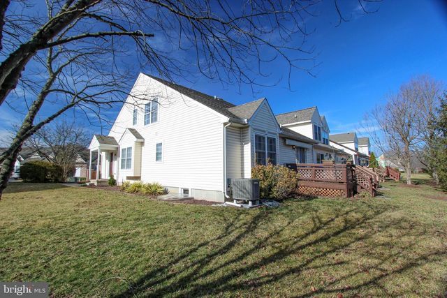 425 E RED LION DR, Bear, DE 19701