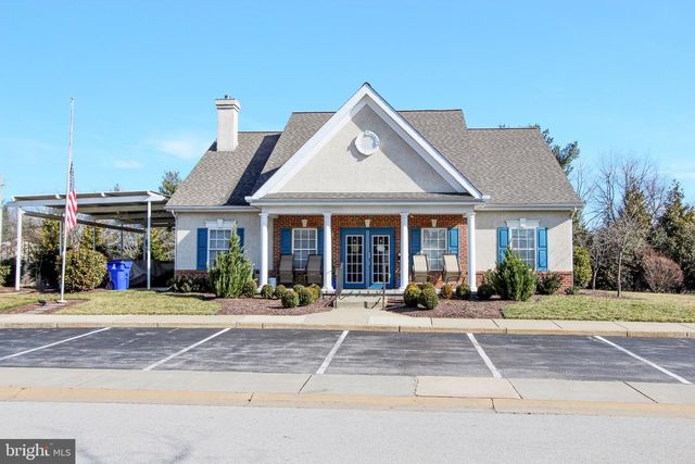 425 E RED LION DR, Bear, DE 19701