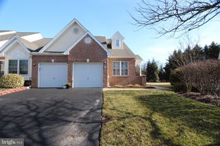 425 E RED LION DR, Bear, DE 19701