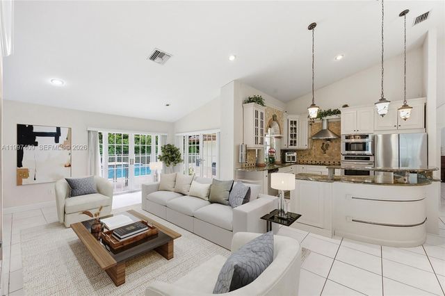 11400 NW 20th Ct, Plantation, FL 33323