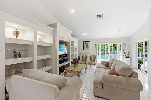 11400 NW 20th Ct, Plantation, FL 33323