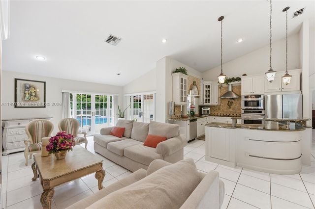11400 NW 20th Ct, Plantation, FL 33323
