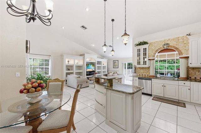 11400 NW 20th Ct, Plantation, FL 33323