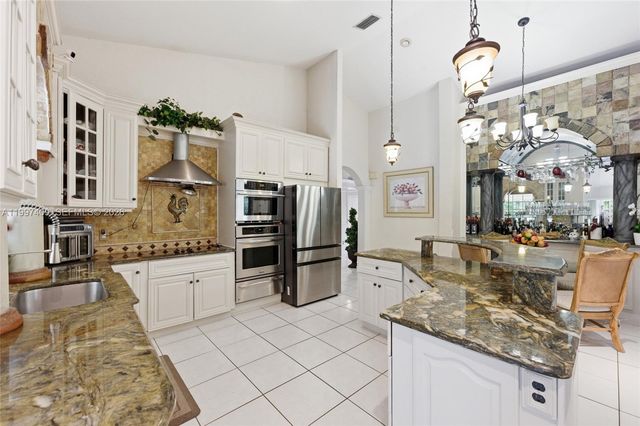 11400 NW 20th Ct, Plantation, FL 33323