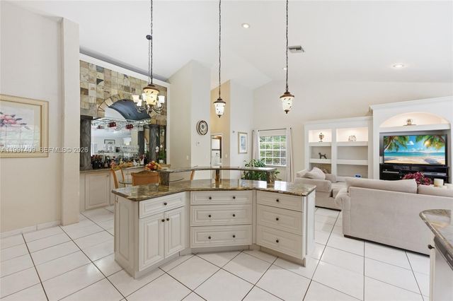 11400 NW 20th Ct, Plantation, FL 33323