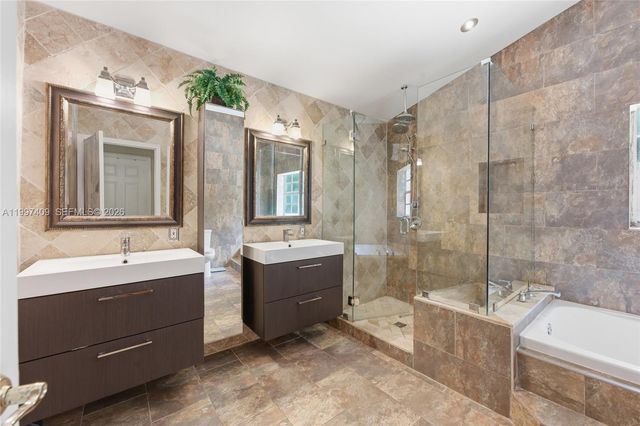 11400 NW 20th Ct, Plantation, FL 33323