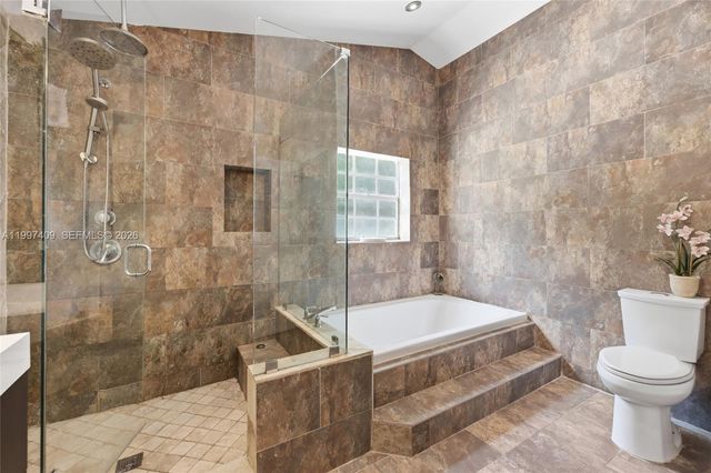 11400 NW 20th Ct, Plantation, FL 33323