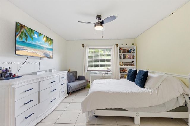 11400 NW 20th Ct, Plantation, FL 33323