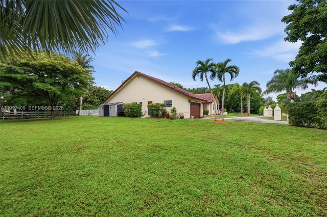 11400 NW 20th Ct, Plantation, FL 33323
