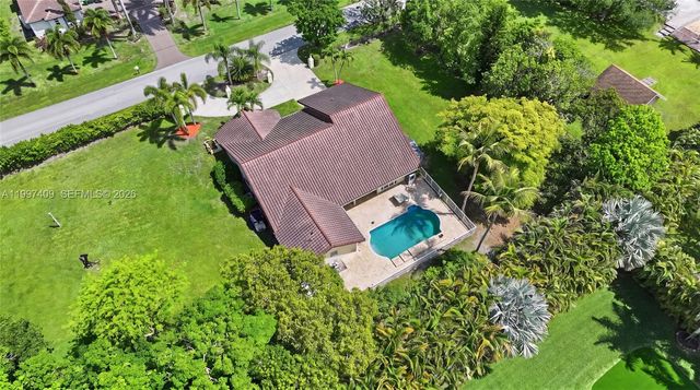 11400 NW 20th Ct, Plantation, FL 33323