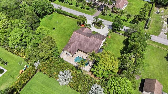 11400 NW 20th Ct, Plantation, FL 33323